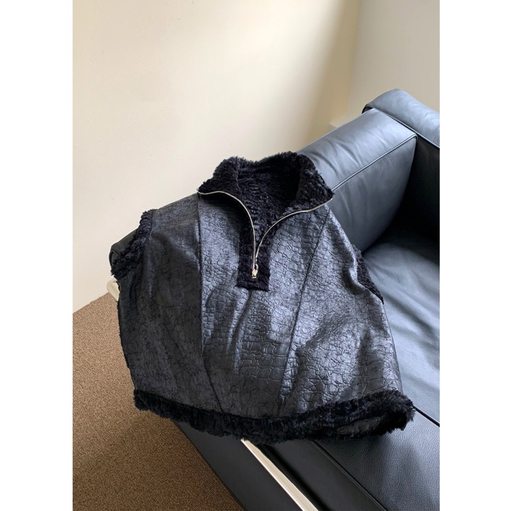 reversible zip-up mustang vest