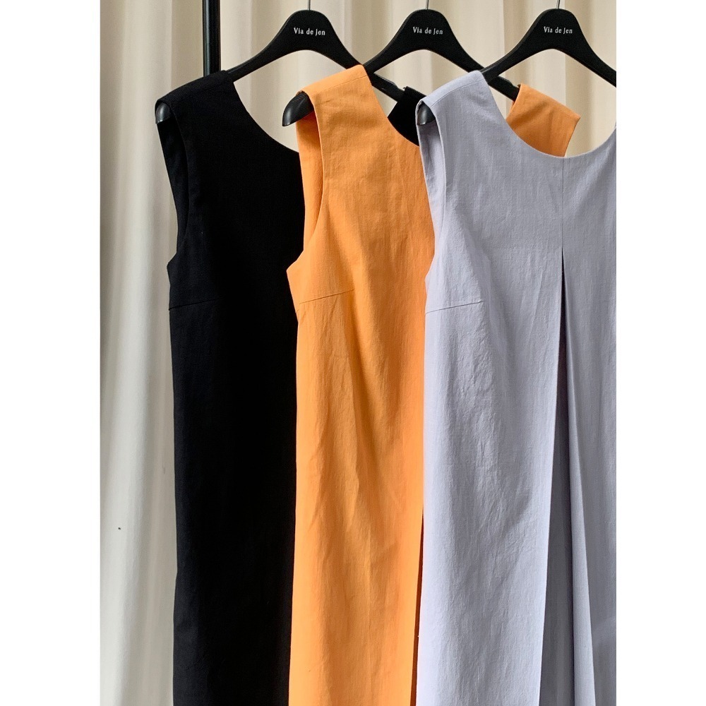 back point linen one-piece (3colors) [2장이상 할인적용]
